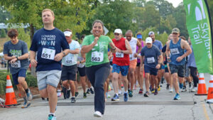 Participants of the 2023 Skyland Trail 5K Run/Walk at the starting line.