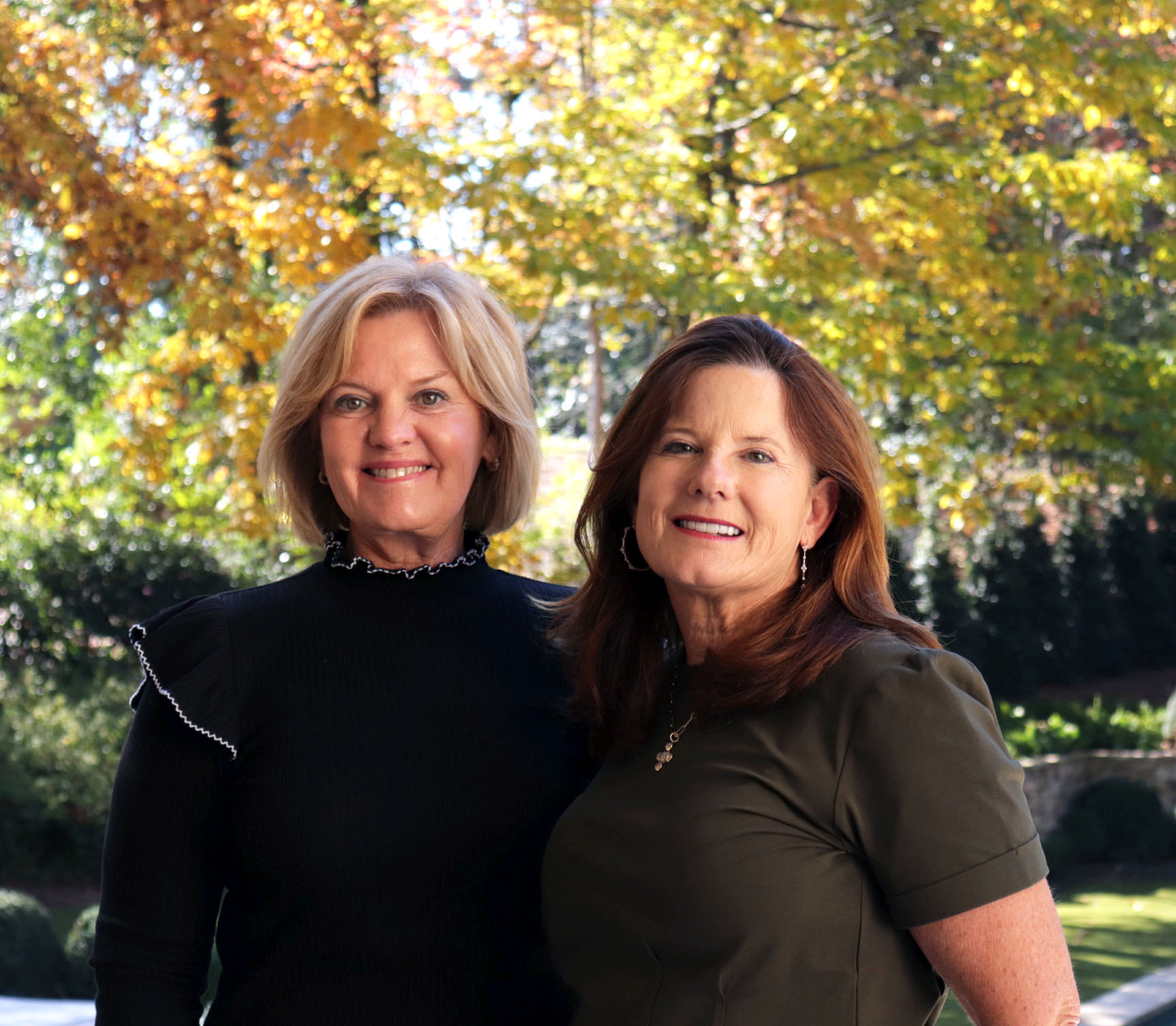 A photo of Ruth Wellborn and Juanita Markwalter