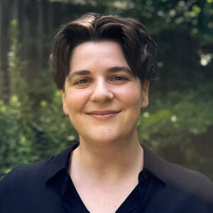 <strong>Sarah Overton, LCSW</strong><br/>Assistant Director, Dual Diagnosis<br/><br/>